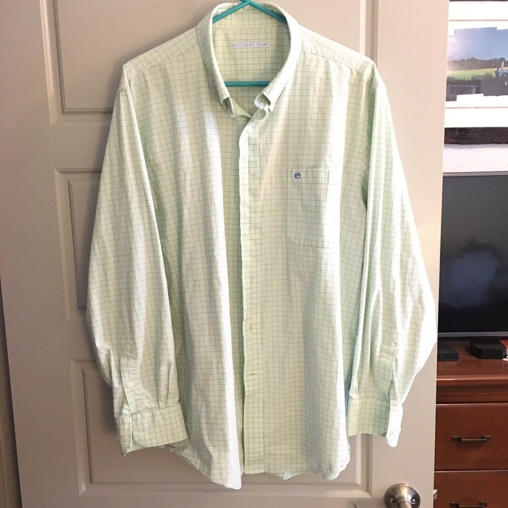Southern Tide Button-Down Shirt